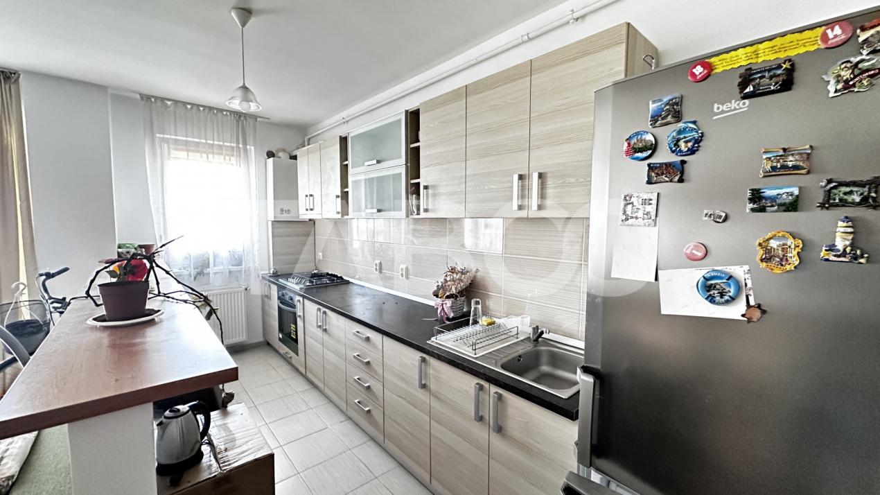 Apartament 2 camere mobilate utilate balcon parcare Calea Cisnadiei