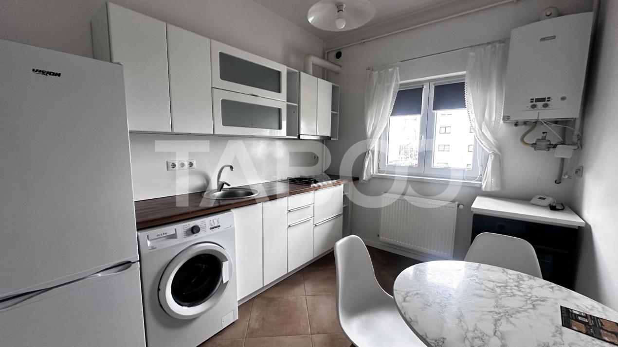 Apartament 2 camere mobilate utilate balcon parcare zona Tineretului