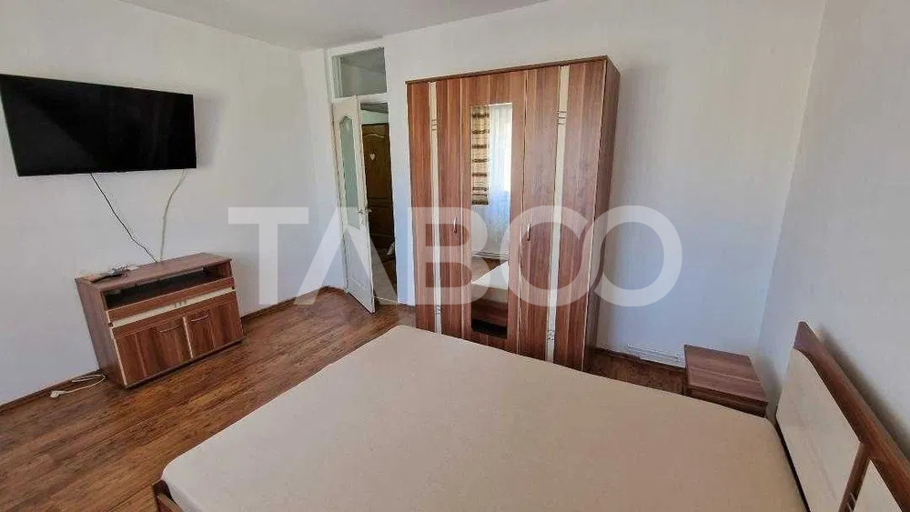 Apartament 2 camere mobilate utilate de inchiriat balcon zona Terezian
