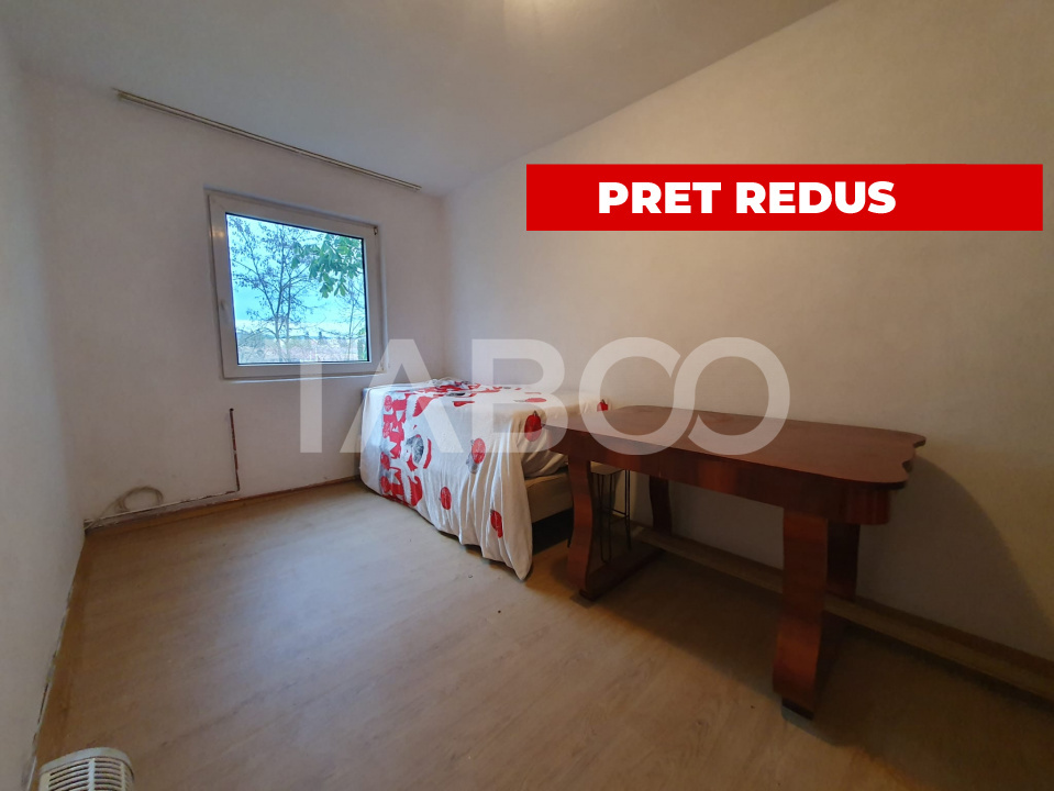 Apartament 2 camere semidecomandat 40 mp utili + 3 mp balcon etaj 2 in Fagaras - Narciselor