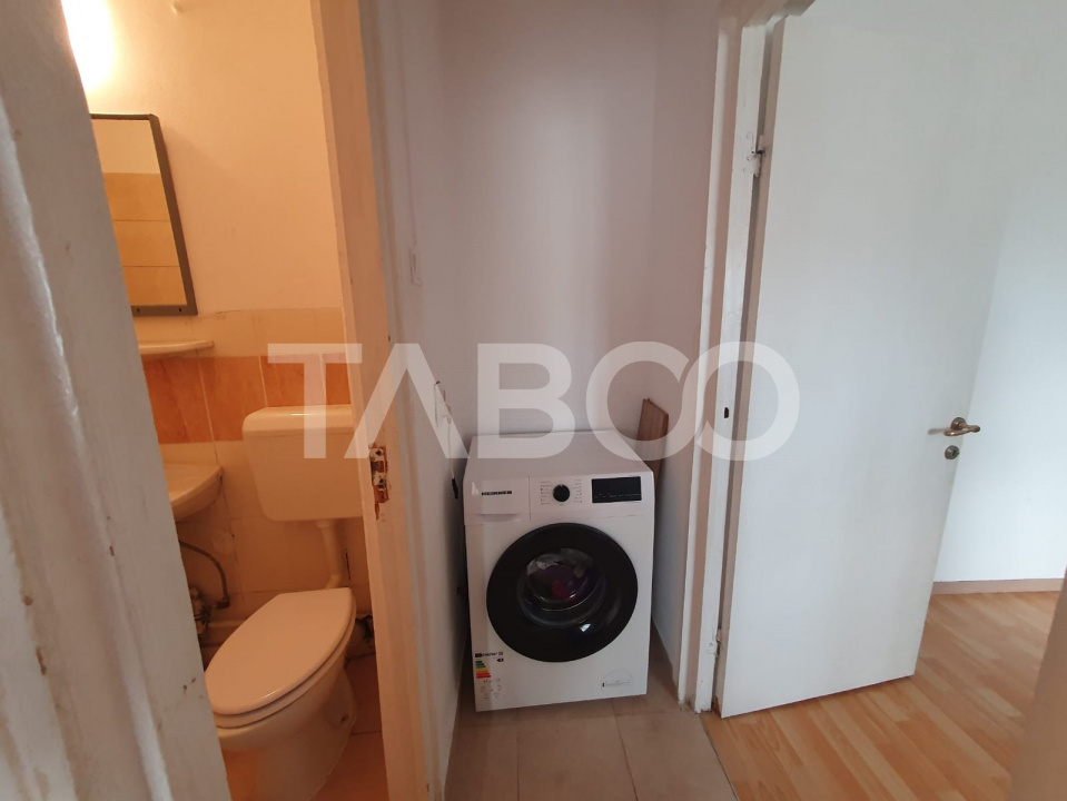 Apartament 2 camere semidecomandat etaj 1 suprafata 44mp + balcon 3mp 