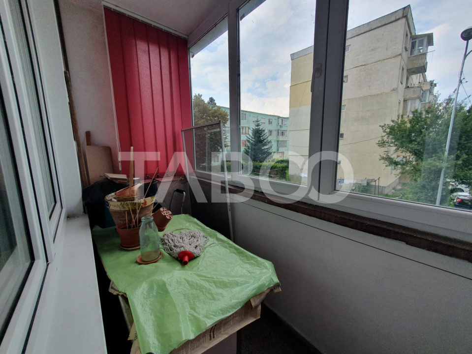 Apartament 2 camere semidecomandat etaj 1 zona Tudor Vladimirescu