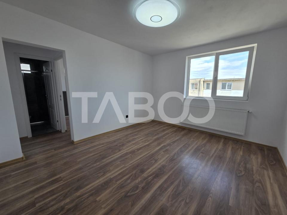 Apartament 2 camere semidecomandat renovat 2026 suprafata 42 mp in Fagaras - 13 Decembrie