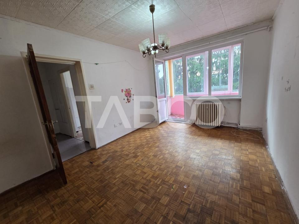 Apartament 2 camere semidecomandat zona V.Alecsandri se accepta schimb in Fagaras - Vasile Alecsandri