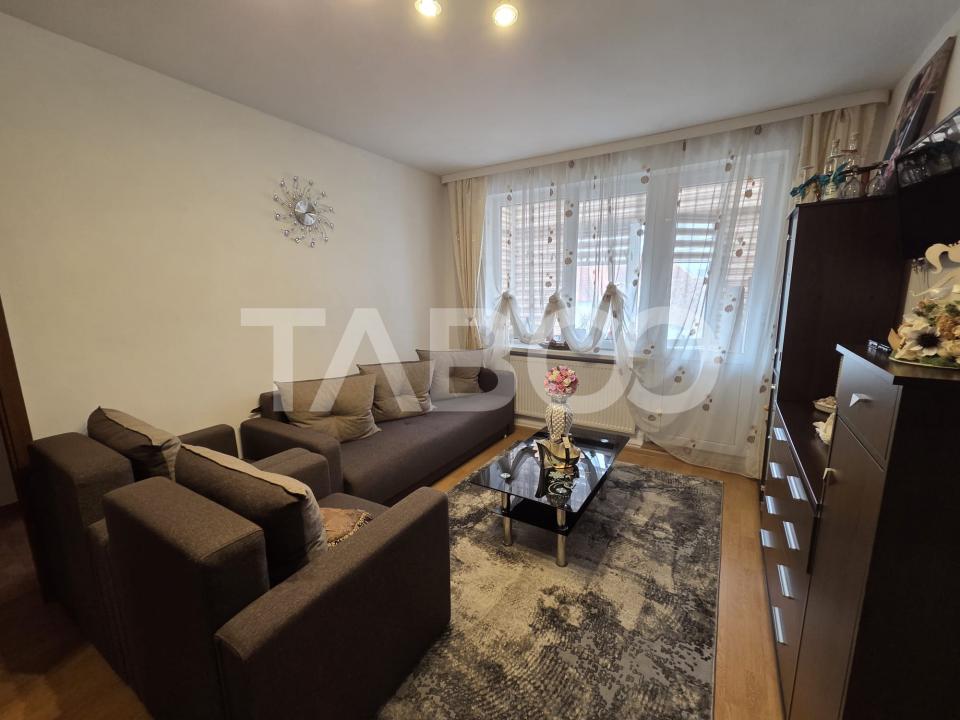 Apartament 2 camere  semidecomandat zona Vasile Alecsandri etaj 3 