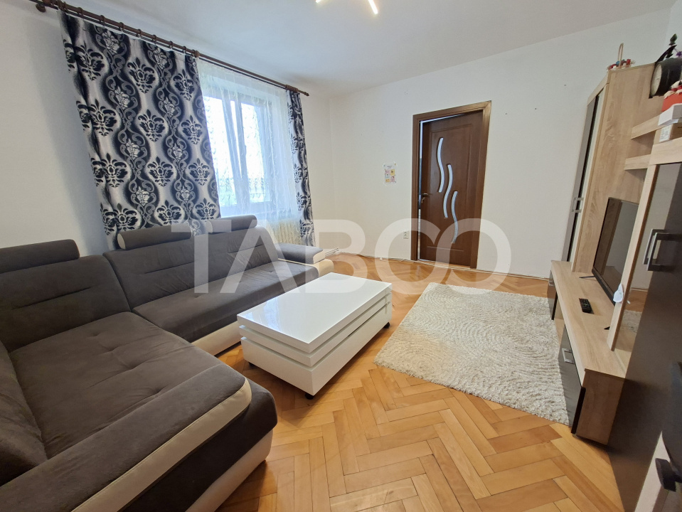 Apartament 2 camere si balcon de vanzare Aleea Turnu Rosu