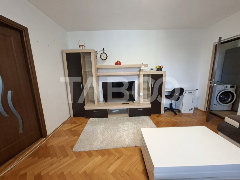Apartament 2 camere si balcon de vanzare Aleea Turnu Rosu