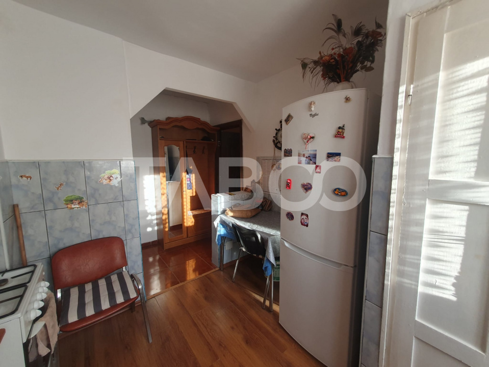 Apartament 2 camere zona 13 Decembrie 49 mp utili +3 mp balcon