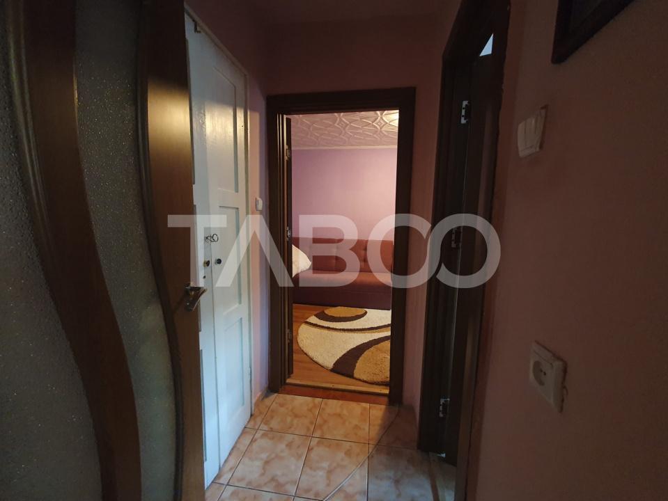 Apartament 2 camere zona 13 Decembrie 49 mp utili +3 mp balcon