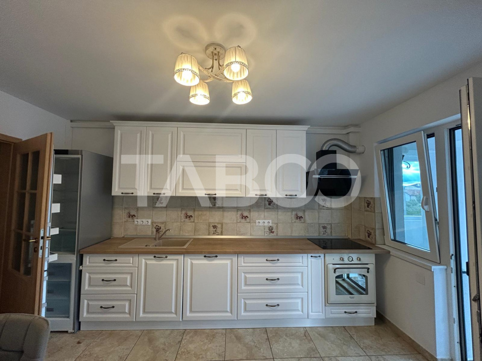 Apartament 3 camere 2 bai 2 balcoane 90 mpu loc parcare Mihai Viteazu