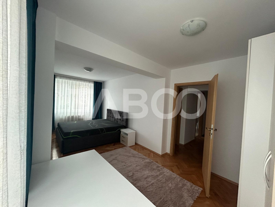 Apartament 3 camere 2 bai 2 balcoane 90 mpu loc parcare Mihai Viteazu