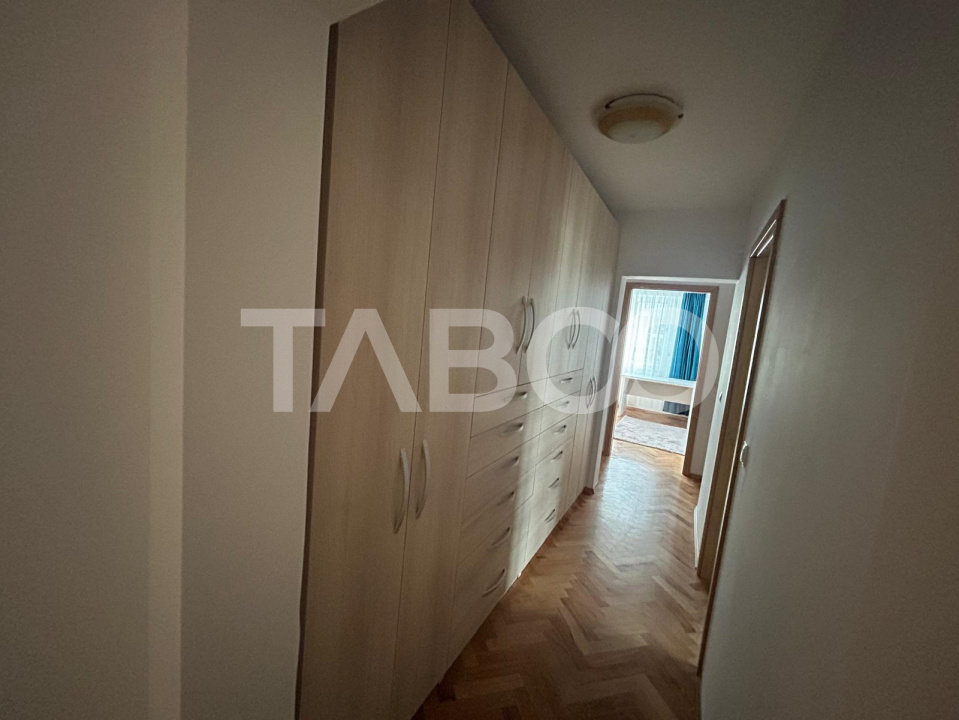 Apartament 3 camere 2 bai 2 balcoane 90 mpu loc parcare Mihai Viteazu