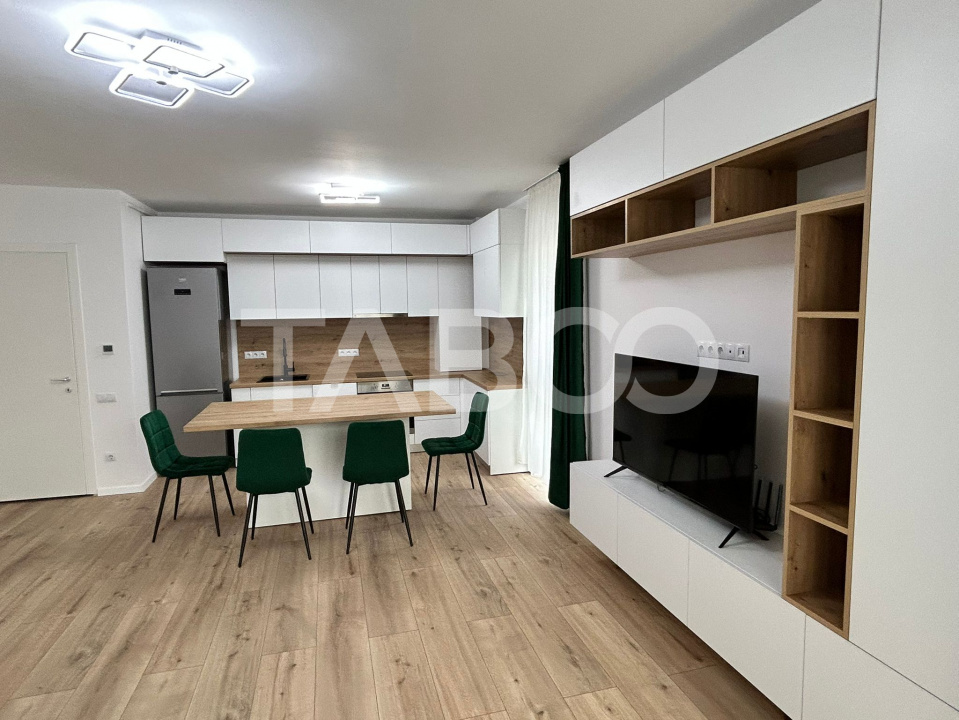 Apartament 3 camere 2 bai 2 balcoane si loc de parcare de inchiriat 