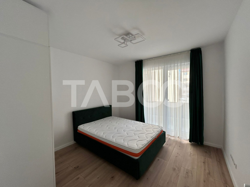 Apartament 3 camere 2 bai 2 balcoane si loc de parcare de inchiriat 