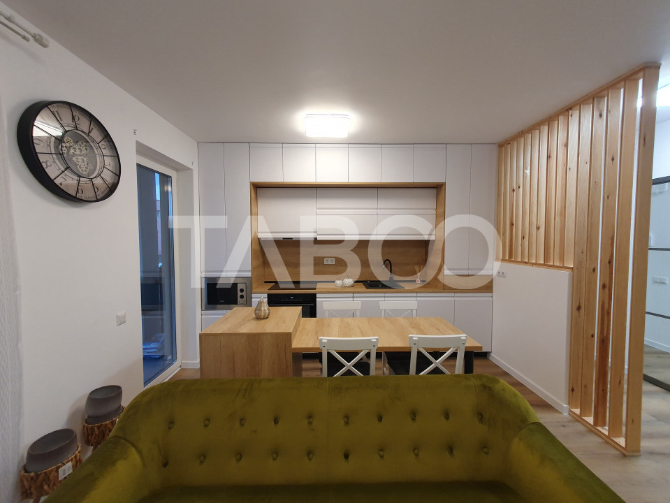 Apartament 3 camere 2 bai 2 locuri parcare bloc lift Stefan cel Mare