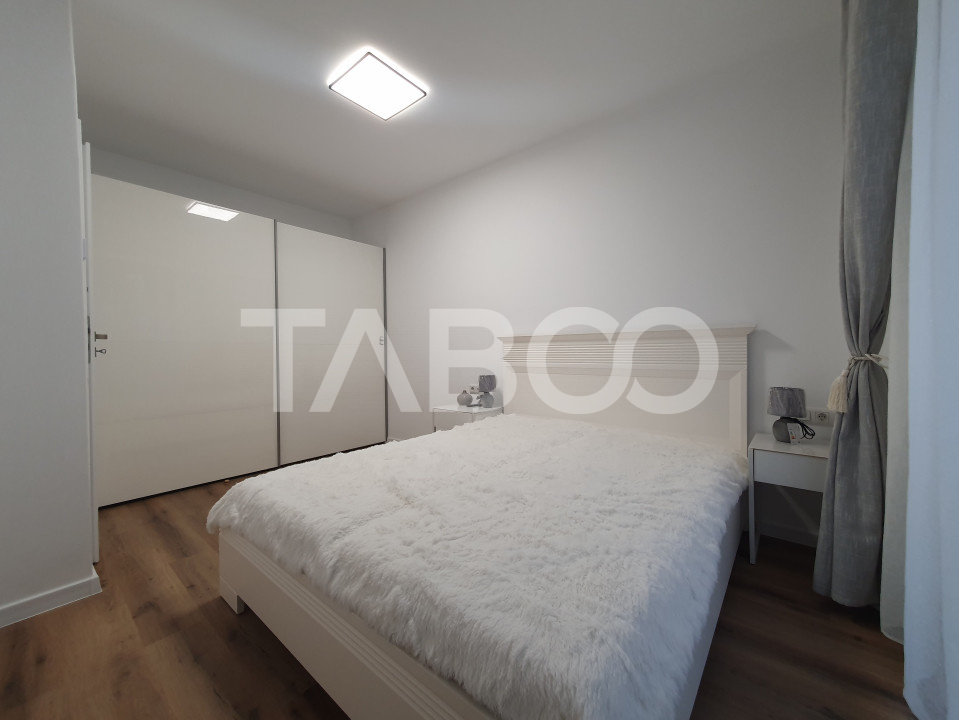 Apartament 3 camere 2 bai 2 locuri parcare bloc lift Stefan cel Mare