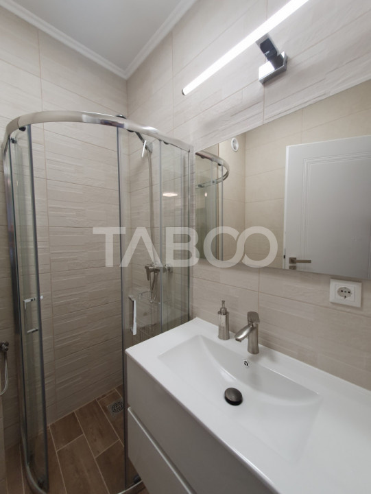 Apartament 3 camere 2 bai 2 locuri parcare bloc lift Stefan cel Mare