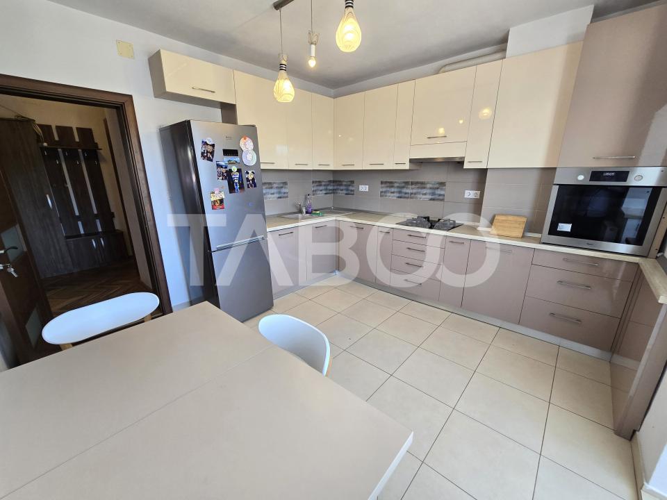 Apartament 3 camere 2 bai 3 balcoane pet frendly Constitutiei Sibiu
