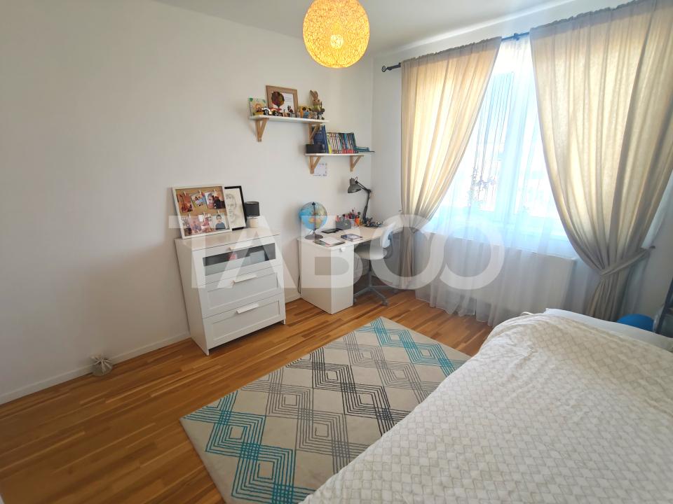 Apartament 3 camere 2 bai 76 mp utili + pod in Selimbar - zona Brana