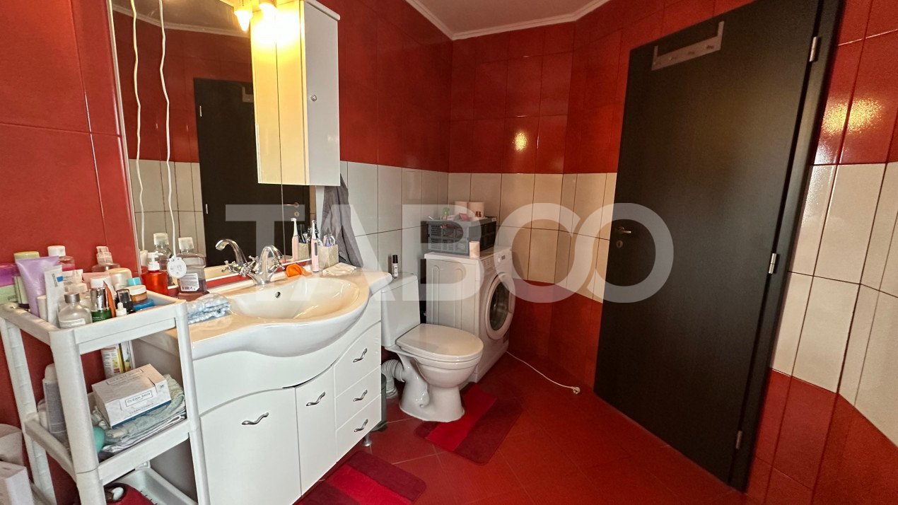 Apartament 3 camere 2 bai 91 mpu  zona Vasile Aaron Sibiu 