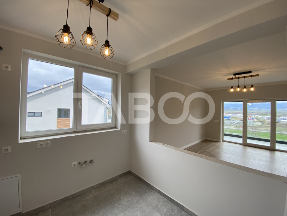 Apartament 3 camere 2 bai  cu priveliste spre munti si loc de parcare