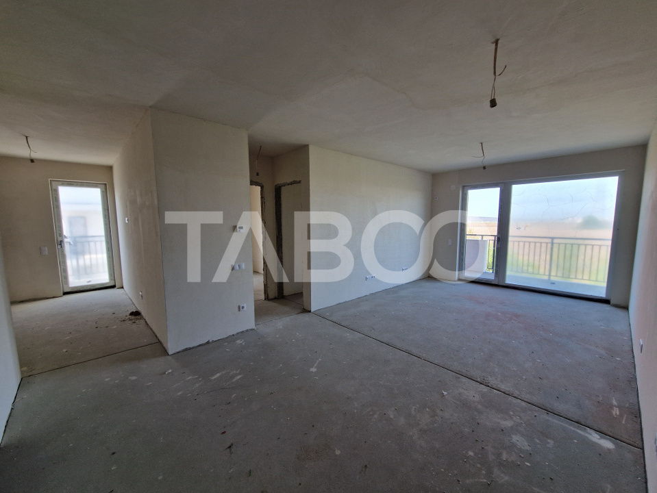 Apartament 3 camere 2 bai etaj 2 bloc cu lift zona de case in Turnisor