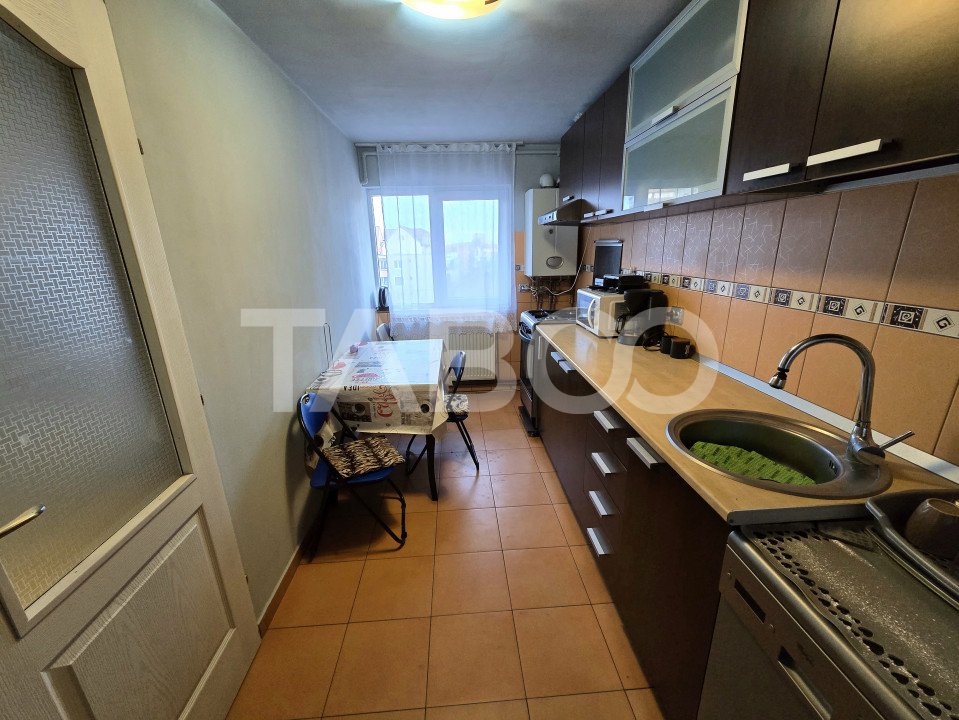 Apartament 3 camere 2 bai mobilat Mihai Viteazu Sibiu comision 0