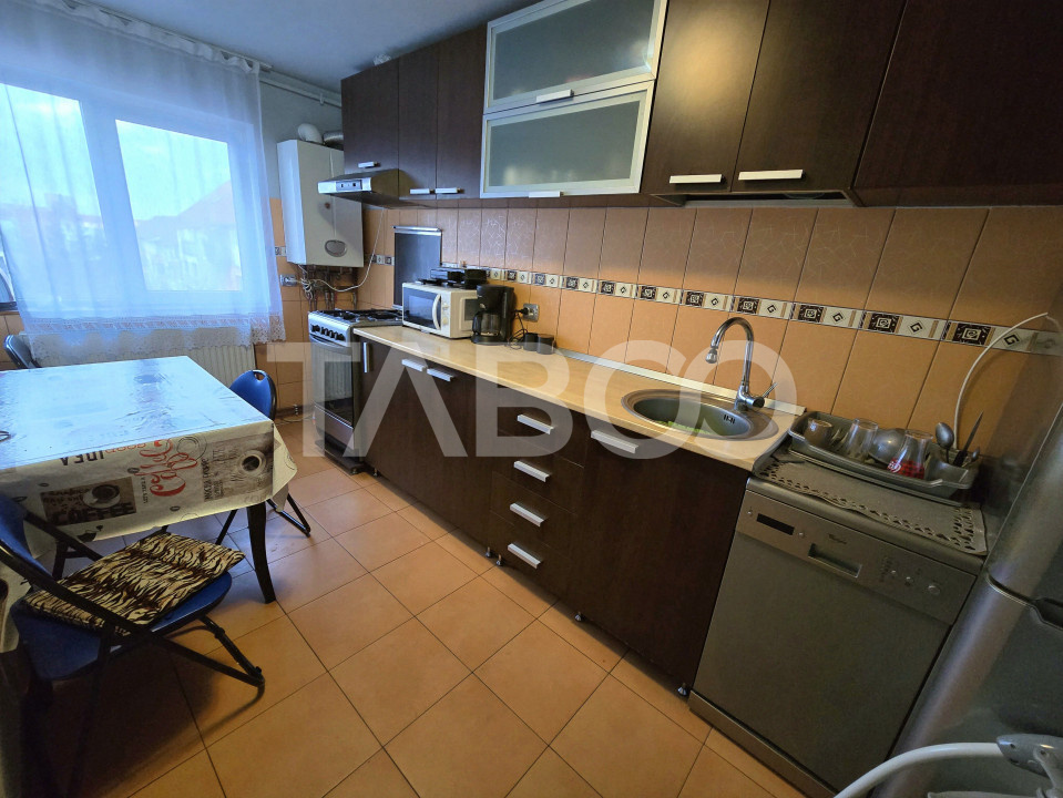 Apartament 3 camere 2 bai mobilat Mihai Viteazu Sibiu comision 0