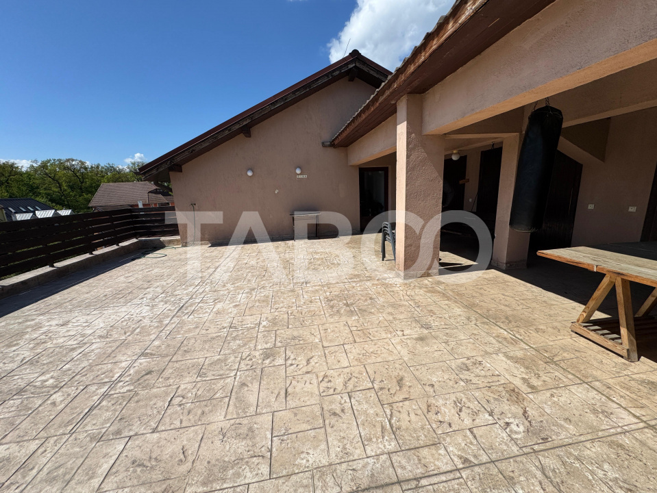 Apartament 3 camere 2 balcoane 2 bai 105 mpu etaj 1 Calea Dumbravii