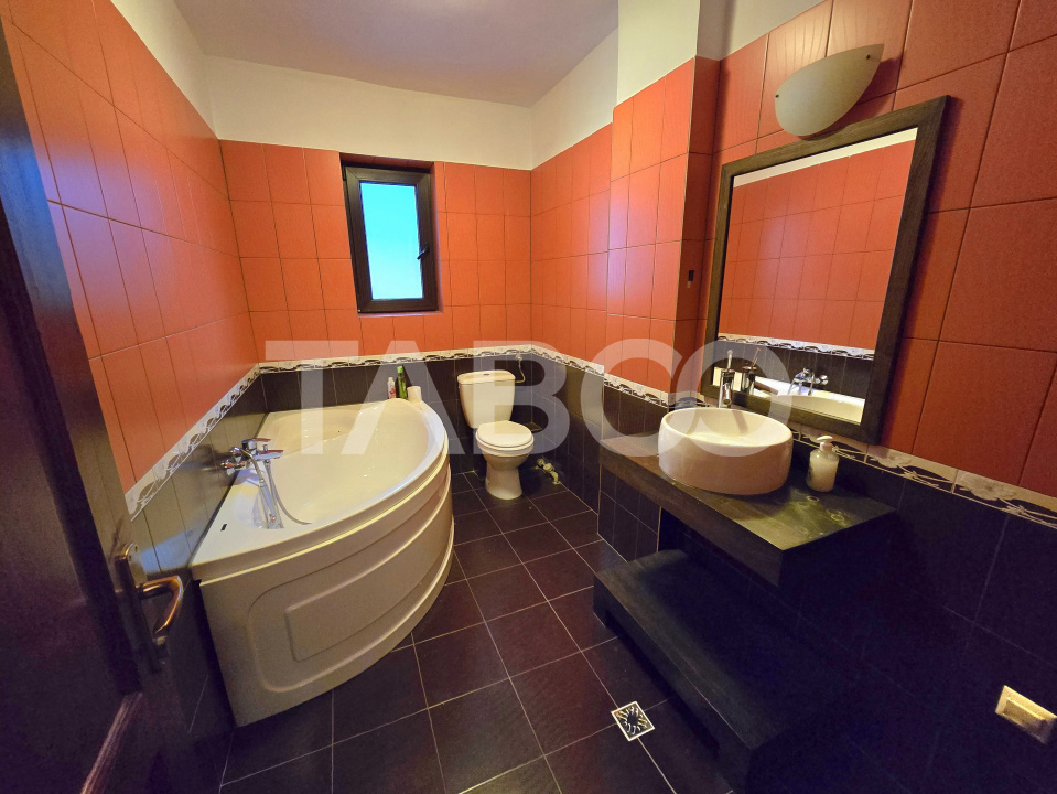 Apartament 3 camere 2 balcoane 2 bai 105 mpu etaj 1 Calea Dumbravii