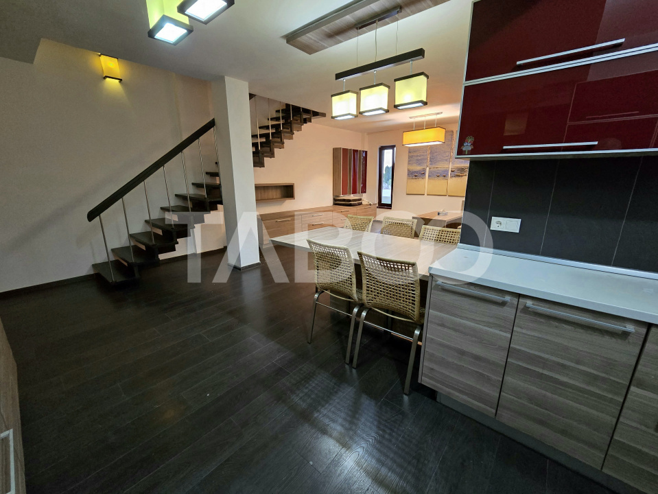 Apartament 3 camere 2 balcoane 2 bai 105 mpu etaj 1 Calea Dumbravii