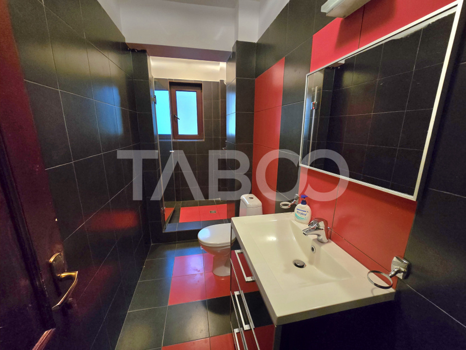 Apartament 3 camere 2 balcoane 2 bai 105 mpu etaj 1 Calea Dumbravii
