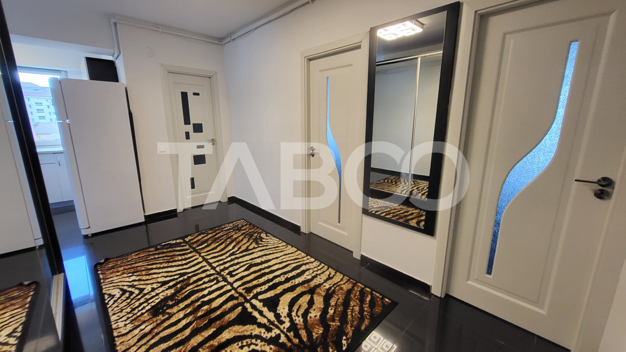 Apartament 3 camere 2 balcoane etaj intermediar Mihai Viteazul