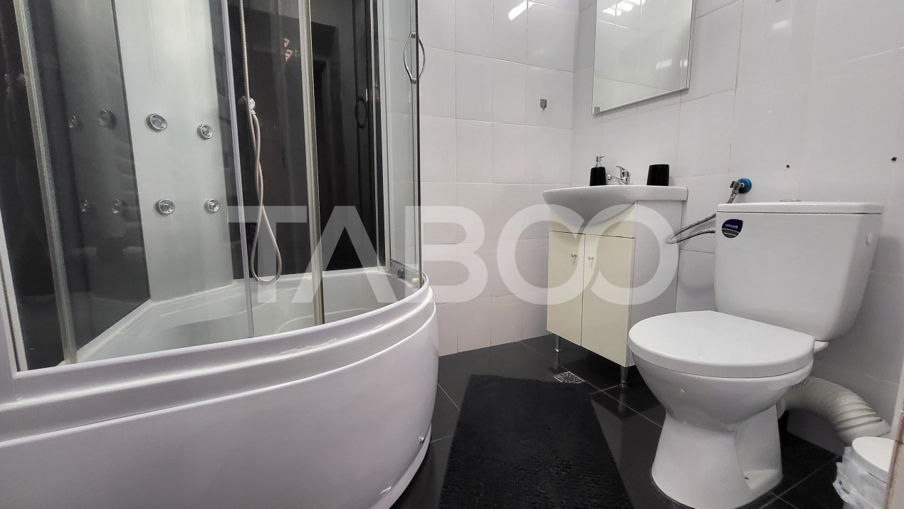 Apartament 3 camere 2 balcoane etaj intermediar Mihai Viteazul