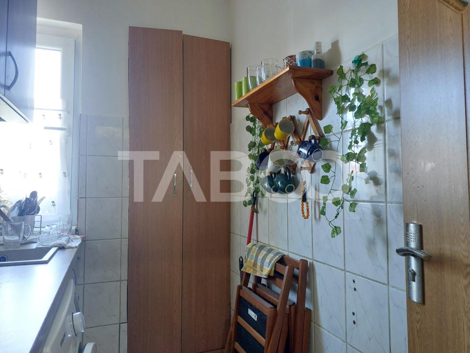 Apartament 3 camere 45 mp mobilat utilat Mihai Viteazul Sibiu