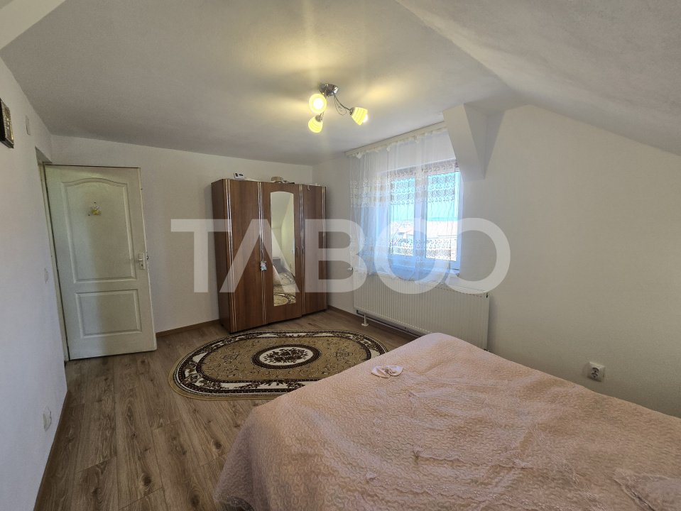 Apartament 3 camere 52 mpu balcon 3 m zona Valea Aurie