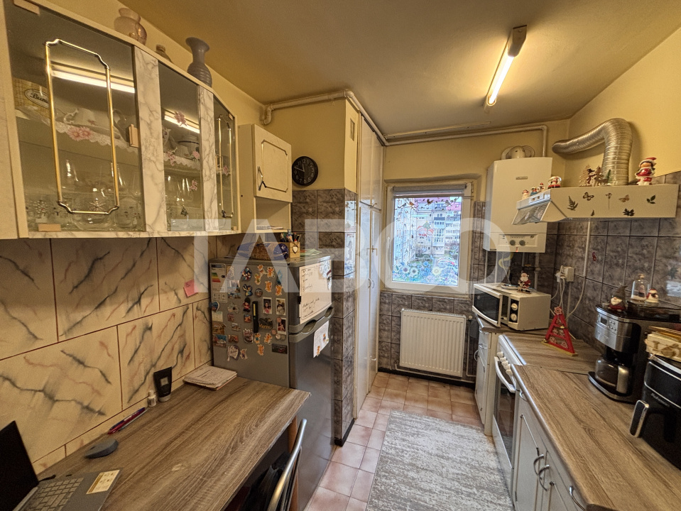 Apartament 3 camere 55 mpu 2 balcoane etaj 2 + pivnita Valea Aurie