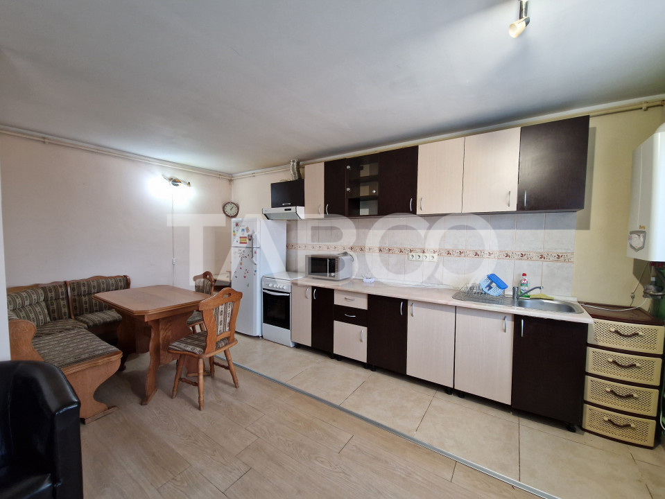 Apartament 3 camere 60 mpu pe 2 nivele zona Stefan cel Mare