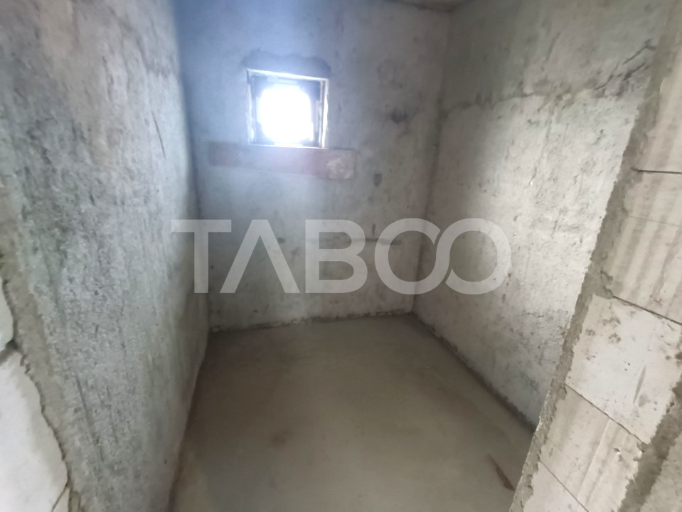 Apartament 3 camere 63 mp - geam la baie balcon - etaj 1 - parcare