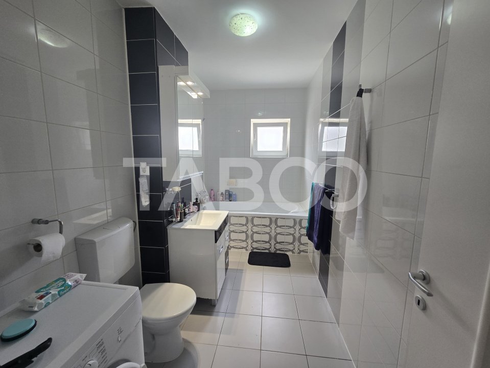 Apartament 3 camere 67 mpu 2 balcoane loc de parcare in Arhitectilor