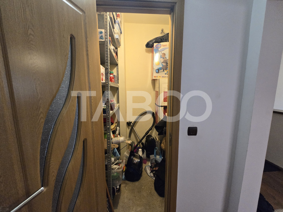Apartament 3 camere 68 mpu decomandat cu balcon zona Siretului Sibiu