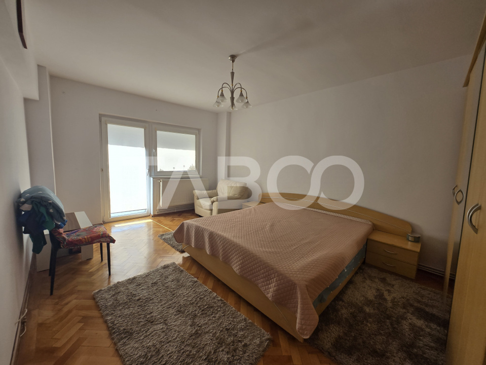 Apartament 3 camere 68mp decomandat cu balcon zona Siretului Sibiu