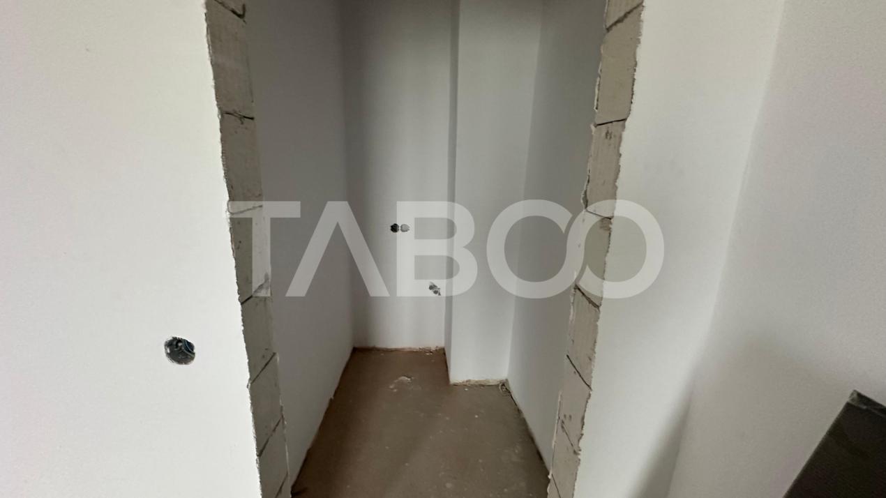 Apartament 3 camere 69 mpu loc de parcare privat zona Turnisor Sibiu