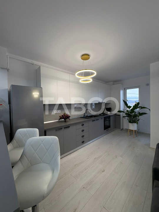 Apartament 3 camere 72 mpu balcon 10 mp 2 bai loc de parcare Sibiu