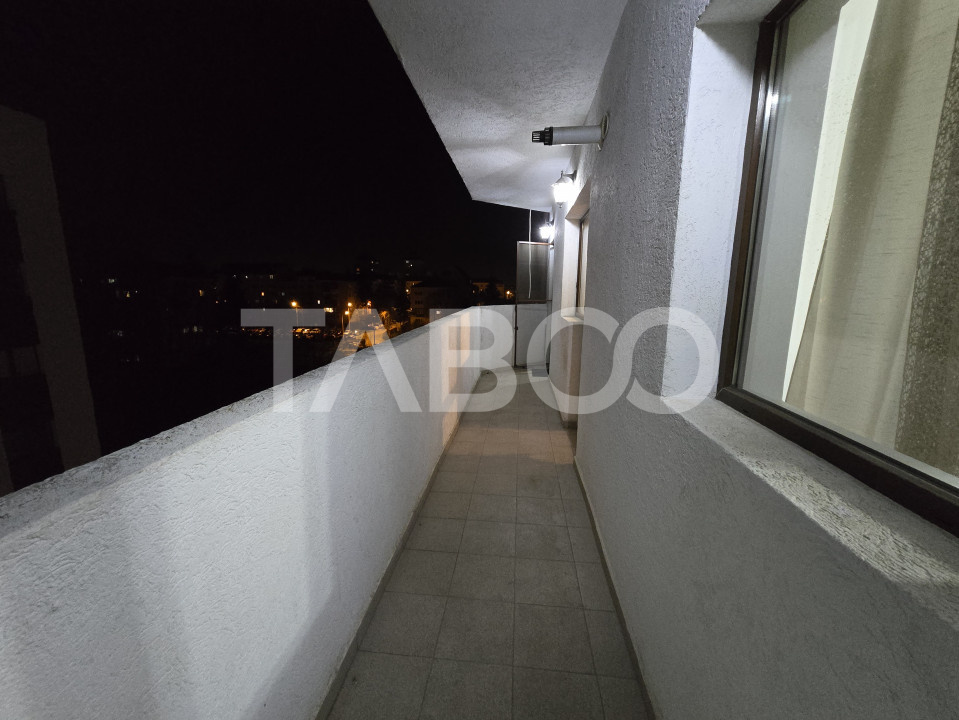 Apartament 3 camere 72 mpu etaj intermediar balcon 11m Doamna Stanca