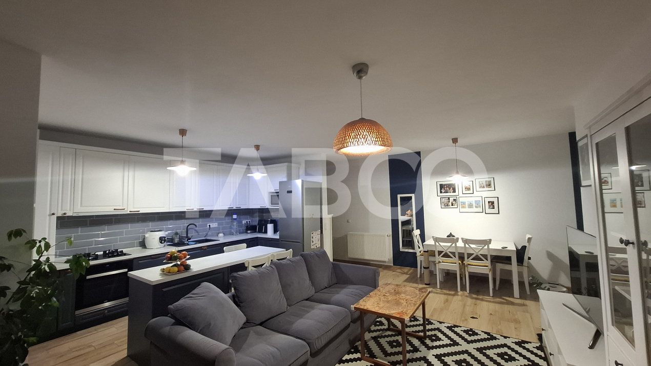 Apartament 3 camere 72 mpu terasa 11 mp Kogalniceanu zona Piata Cluj