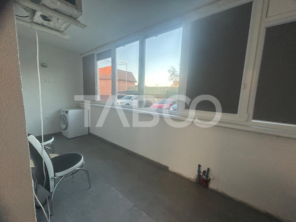 Apartament 3 camere 72mpu cu balcon si parcare privata in Kogalniceanu