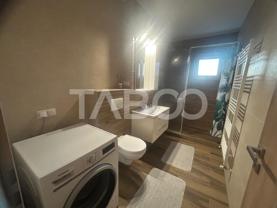 Apartament 3 camere 72mpu cu balcon si parcare privata in Kogalniceanu