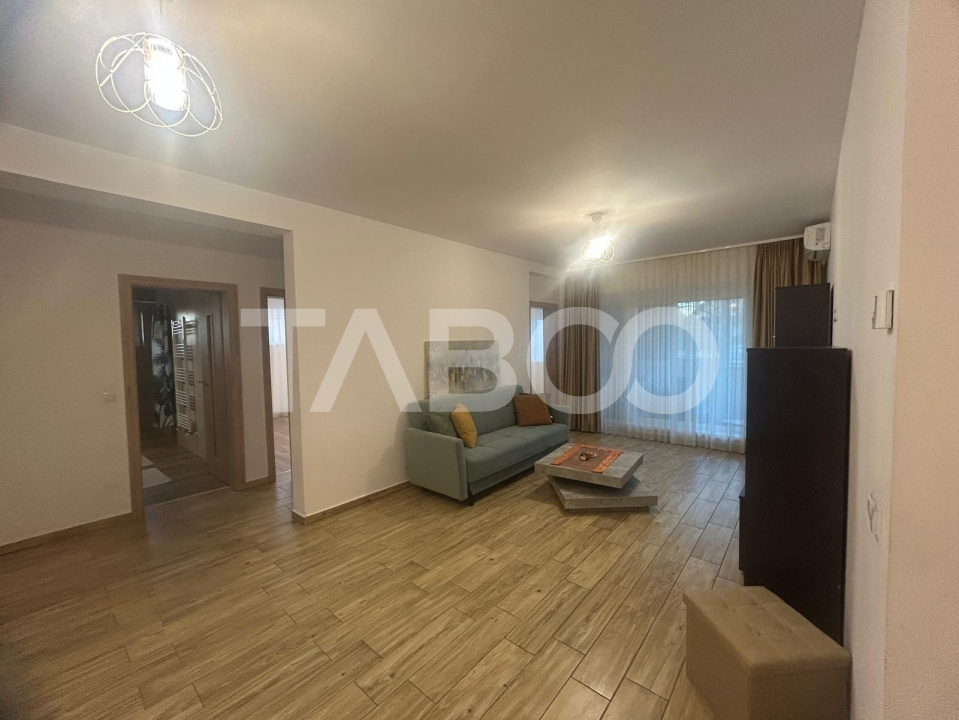 Apartament 3 camere 72mpu cu balcon si parcare privata in Kogalniceanu