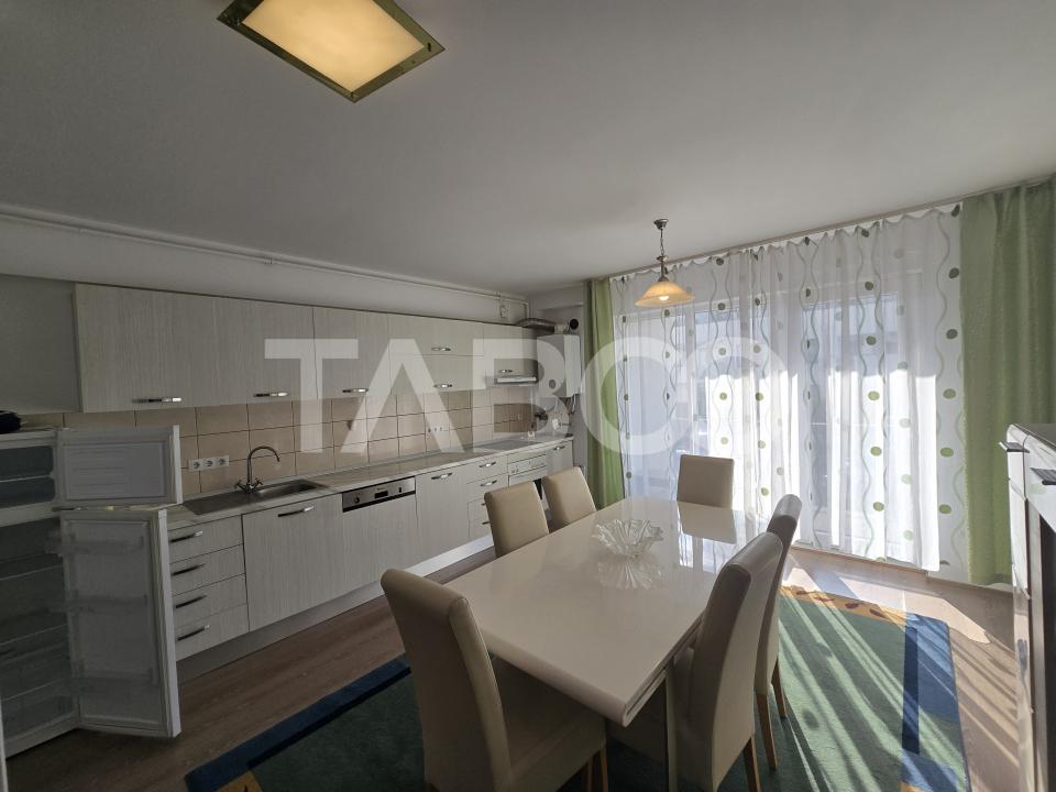 Apartament 3 camere 73 mpu balcon 6 m loc de parcare zona Turnisor